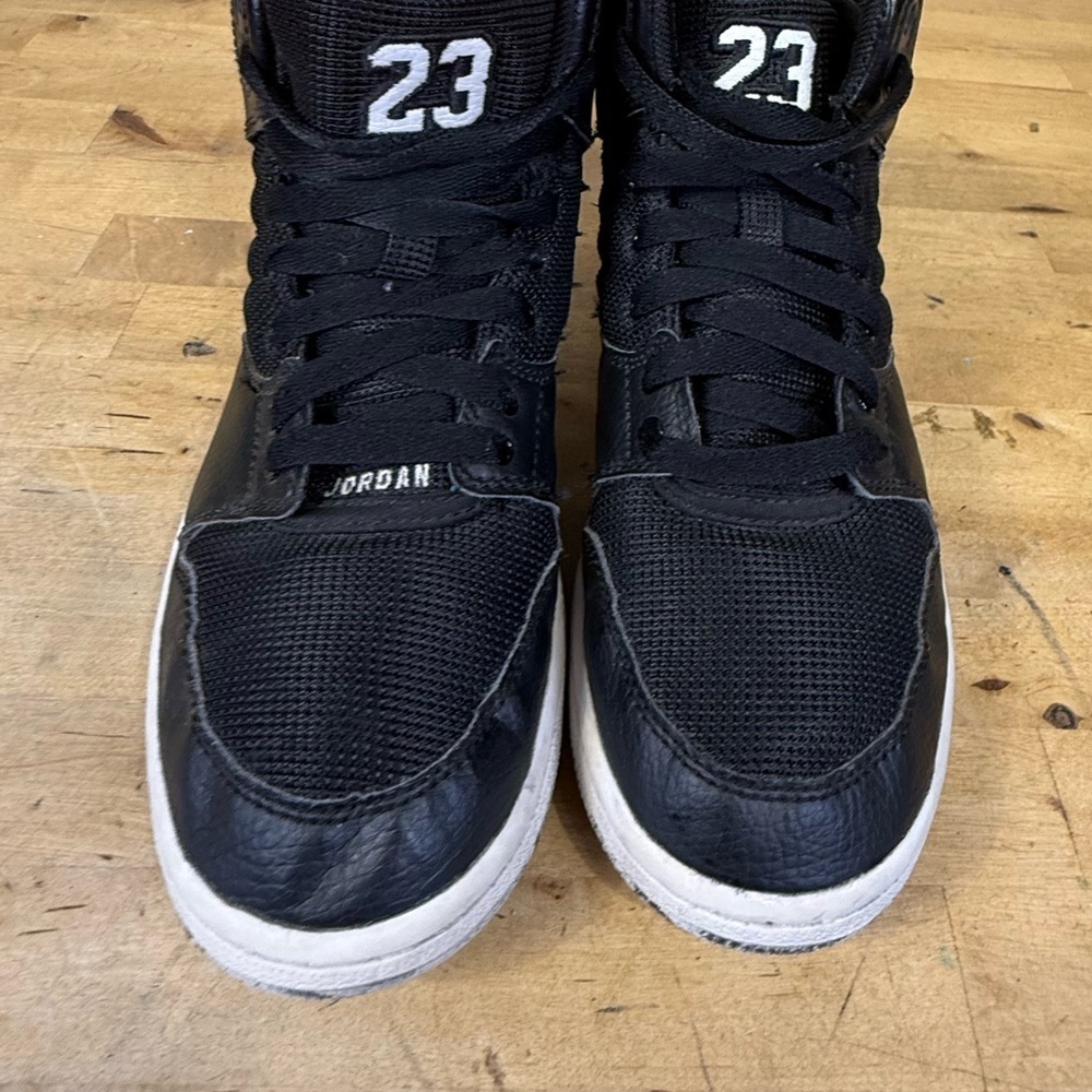 Jordan Flight Origin 3 Black White Youth 5.5 / Women’s 7 - Picture 4 of 16